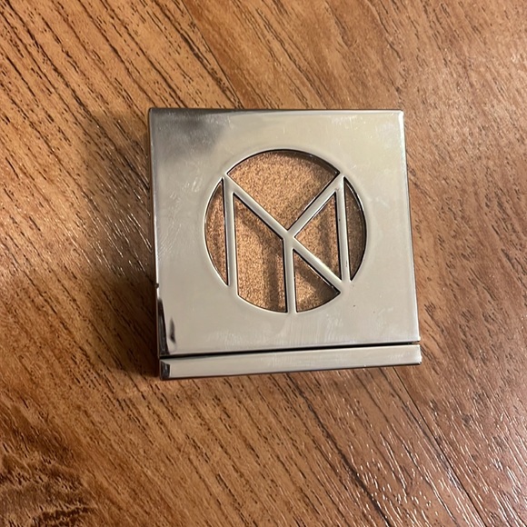 IL Makiage eye shadow / highlighter - Picture 2 of 4